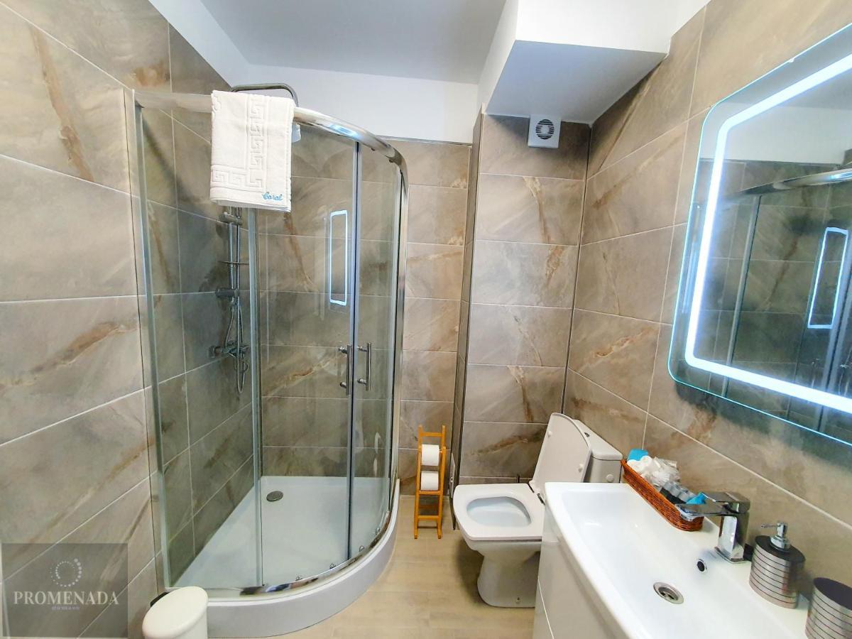 Coral Aparthotel Pool & Spa Mamaia Nord Năvodari Extérieur photo