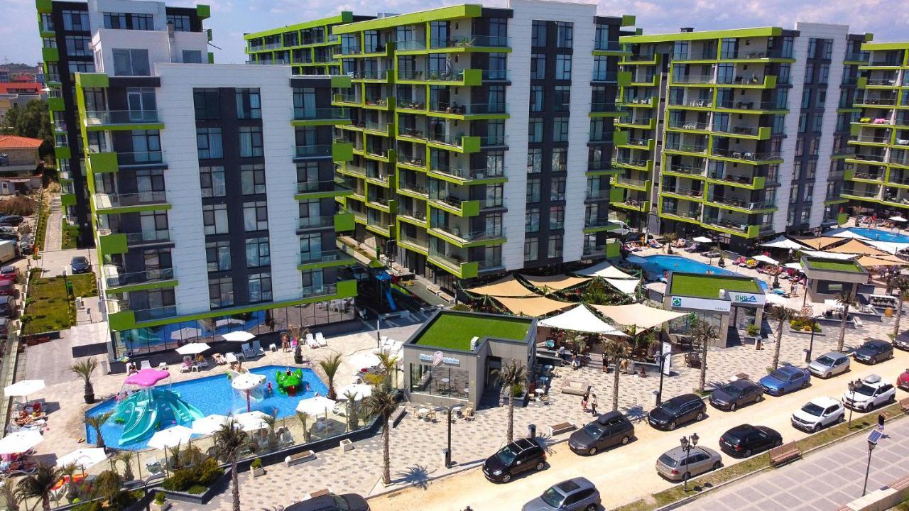 Coral Aparthotel Pool & Spa Mamaia Nord Năvodari Extérieur photo